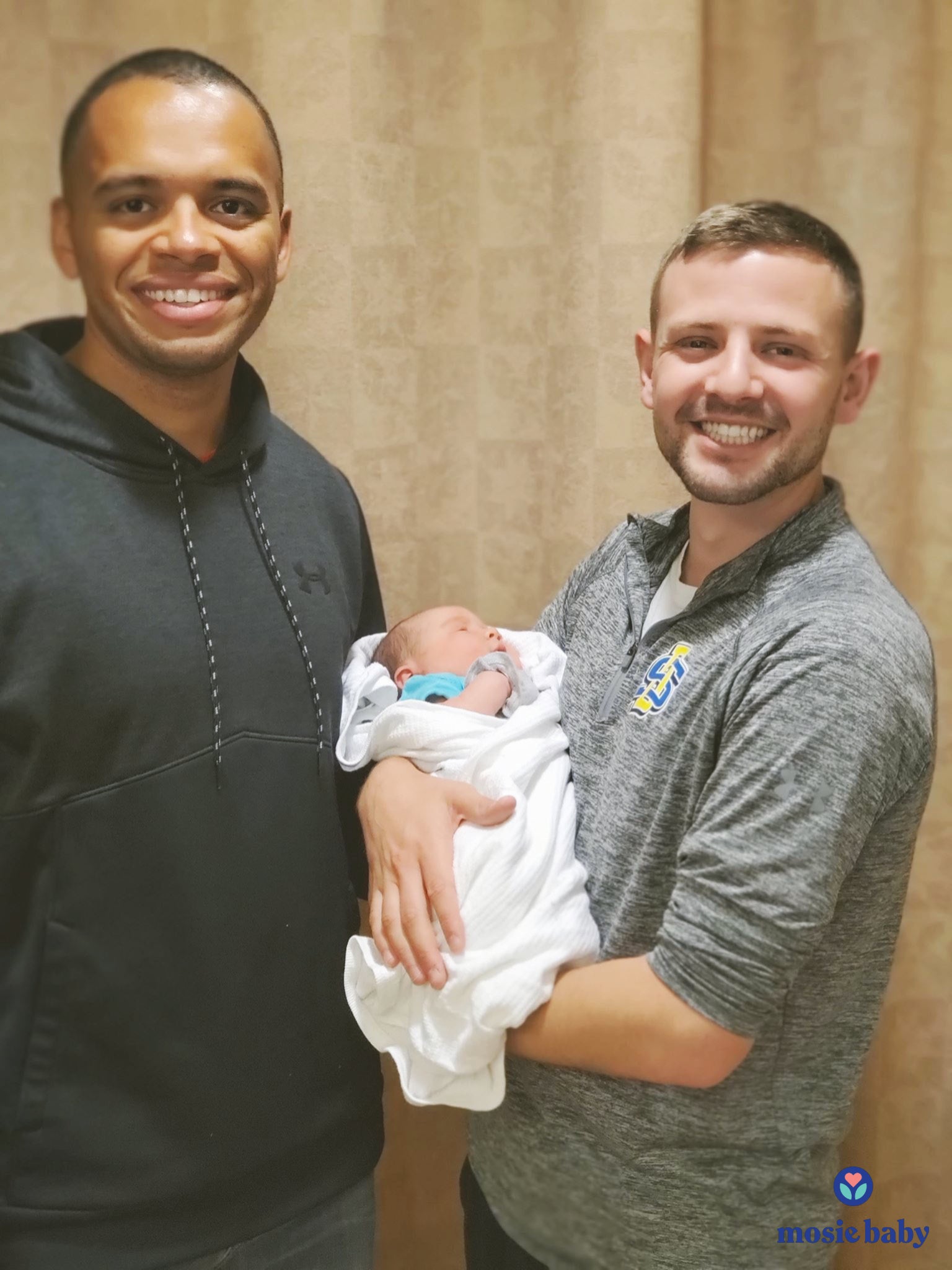 Same Sex Couple Grow Their Family with a Surrogate and Mosie! - Mosie Baby